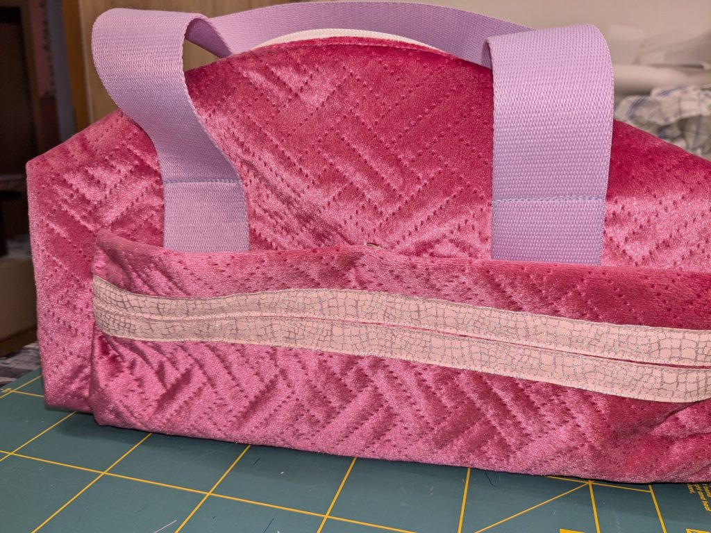 PXL 20250112 174508561 Maedchentasche Seite 2 1 scaled